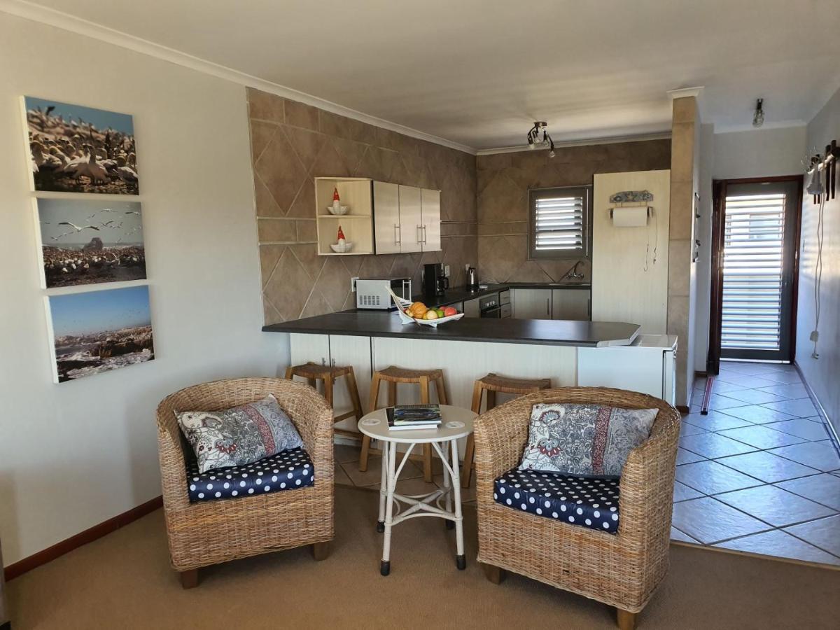 Albatross Guesthouse Langebaan Dış mekan fotoğraf