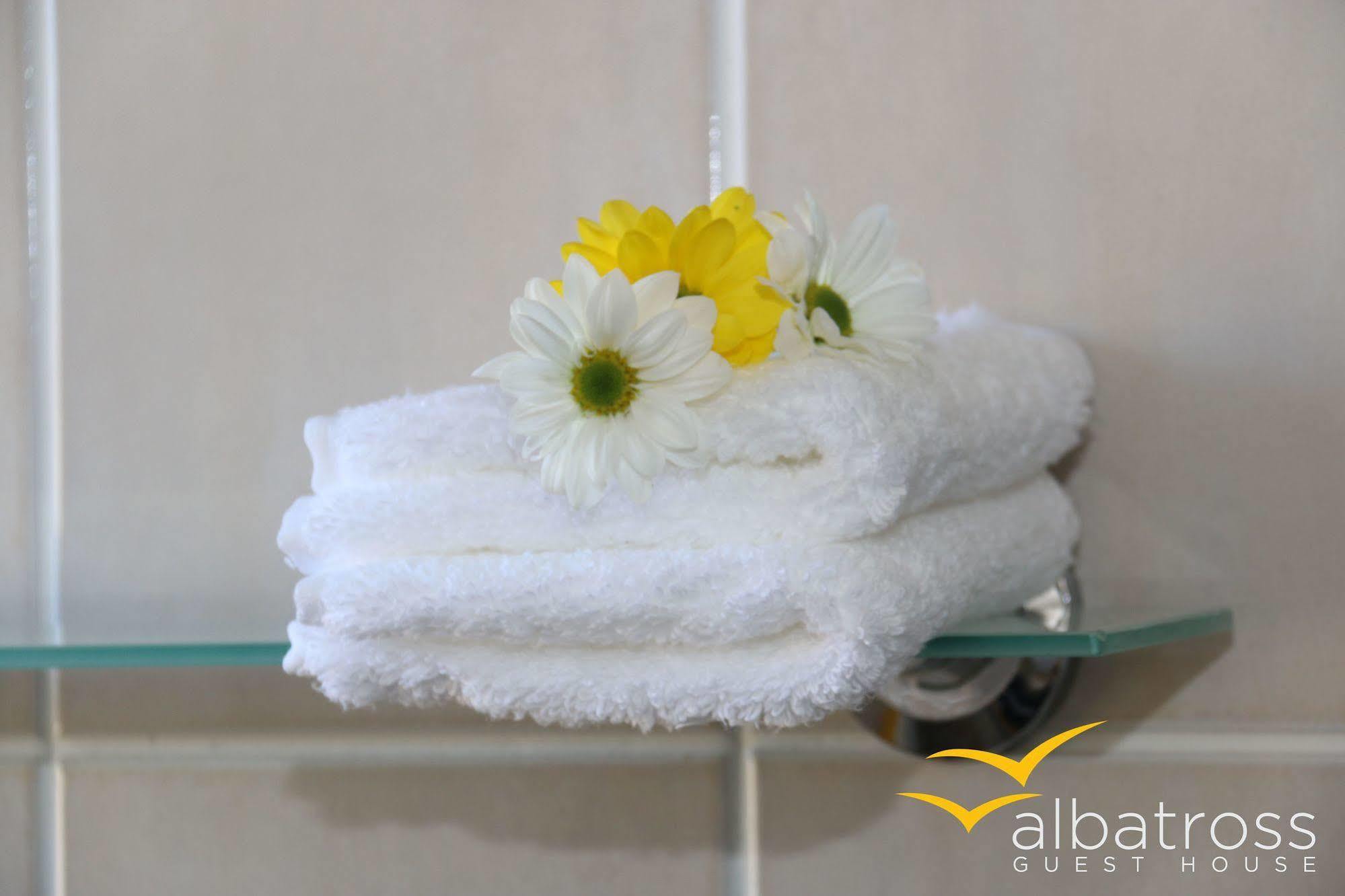Albatross Guesthouse Langebaan Dış mekan fotoğraf