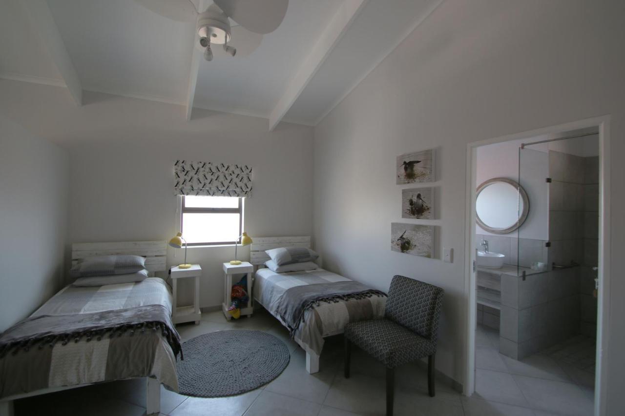 Albatross Guesthouse Langebaan Dış mekan fotoğraf